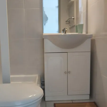 Bord De - Climatisation, Balcon, Parking Et Piscine - Fr-1-801-3 Агд